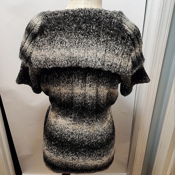 Mercer & Madison Off The‎ Shoulder Black Gray Wool Blend Sweater Large - Picture 3 of 12